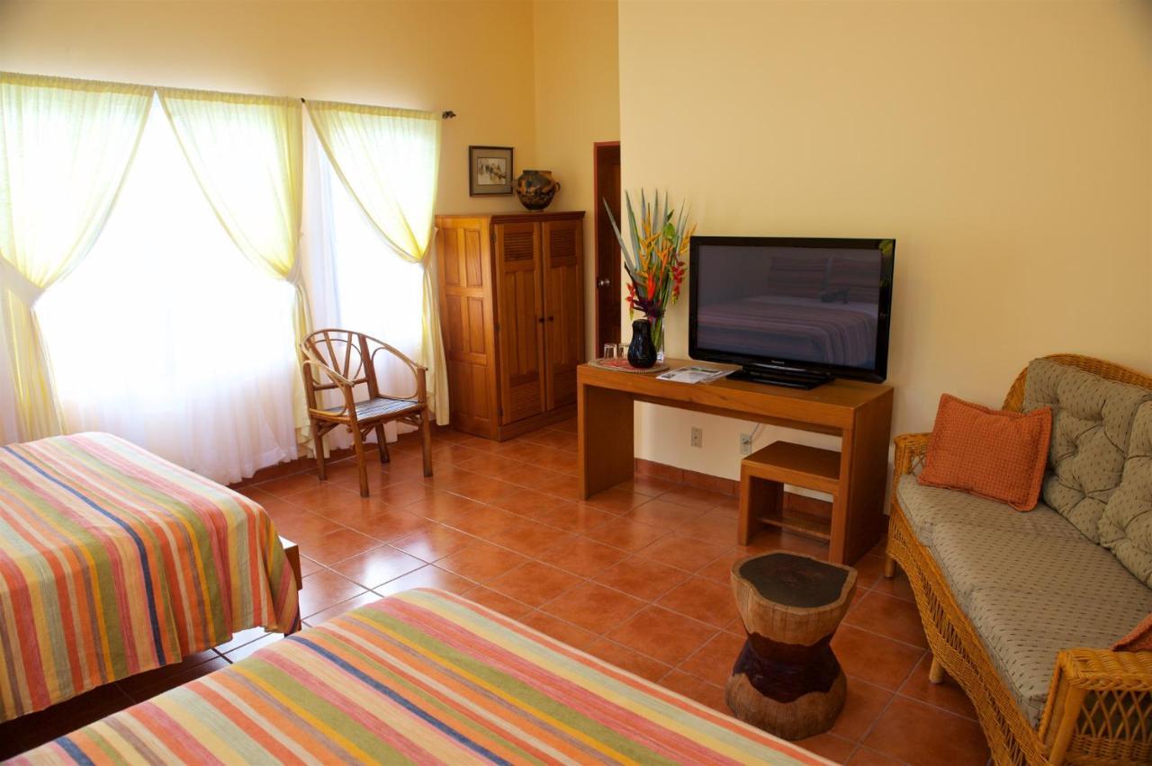 Coral House Bed & Breakfast Пунта Горда Екстериор снимка