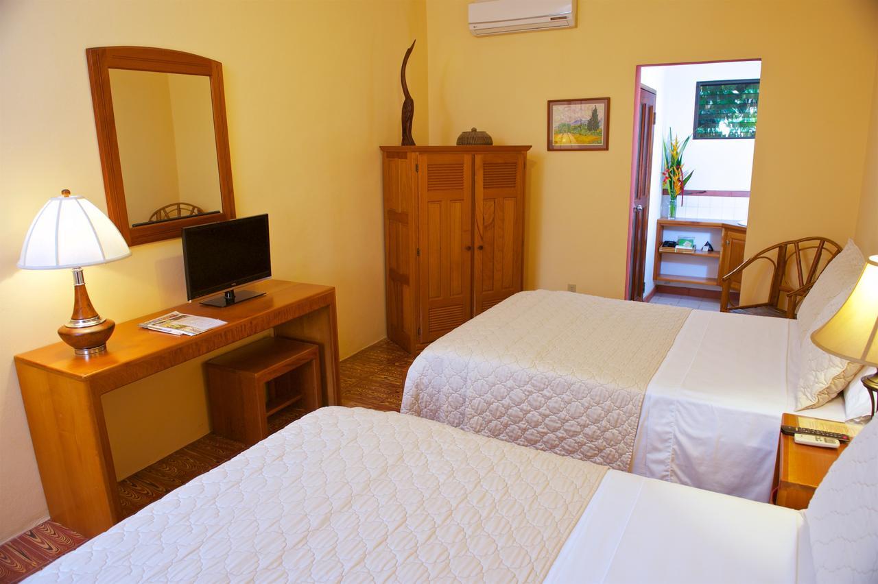 Coral House Bed & Breakfast Пунта Горда Екстериор снимка